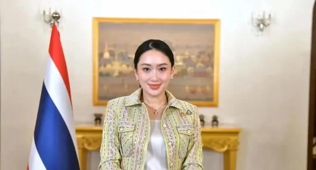 佩通坦8月4日昨天表示，她找不到辞职的理由，这是洪森没有想到的结果！
据媒体报道
