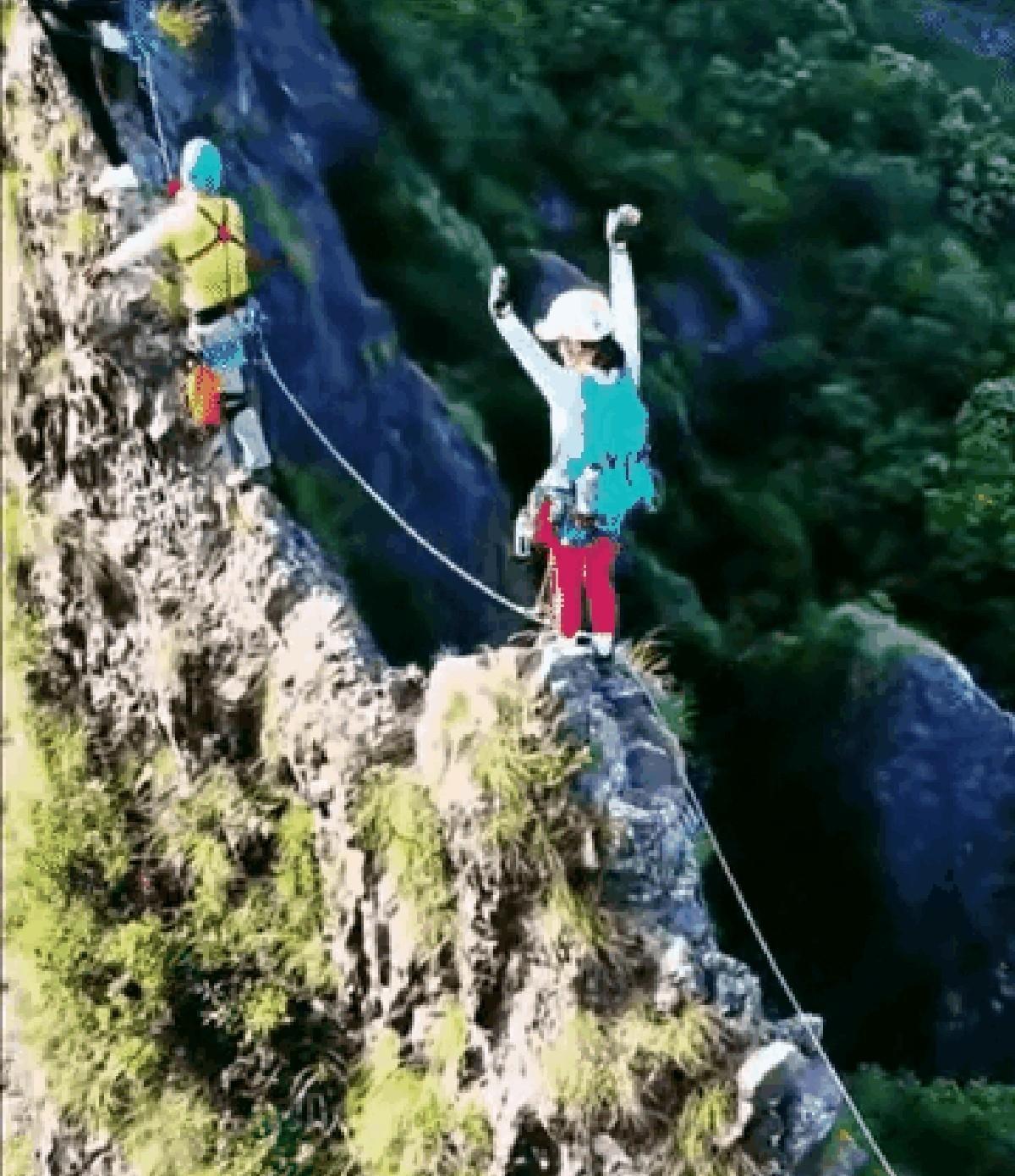不要小看女士，再冒险方面，不差于男士。