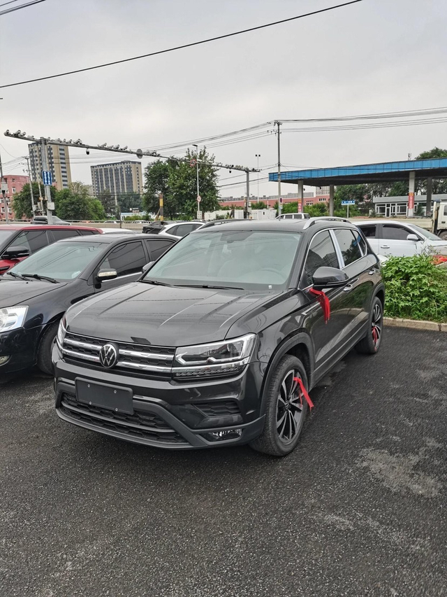 22 款途岳电动尾门加装
22款途岳顶配车型，配置也算是挺丰富，电动座椅，座椅加