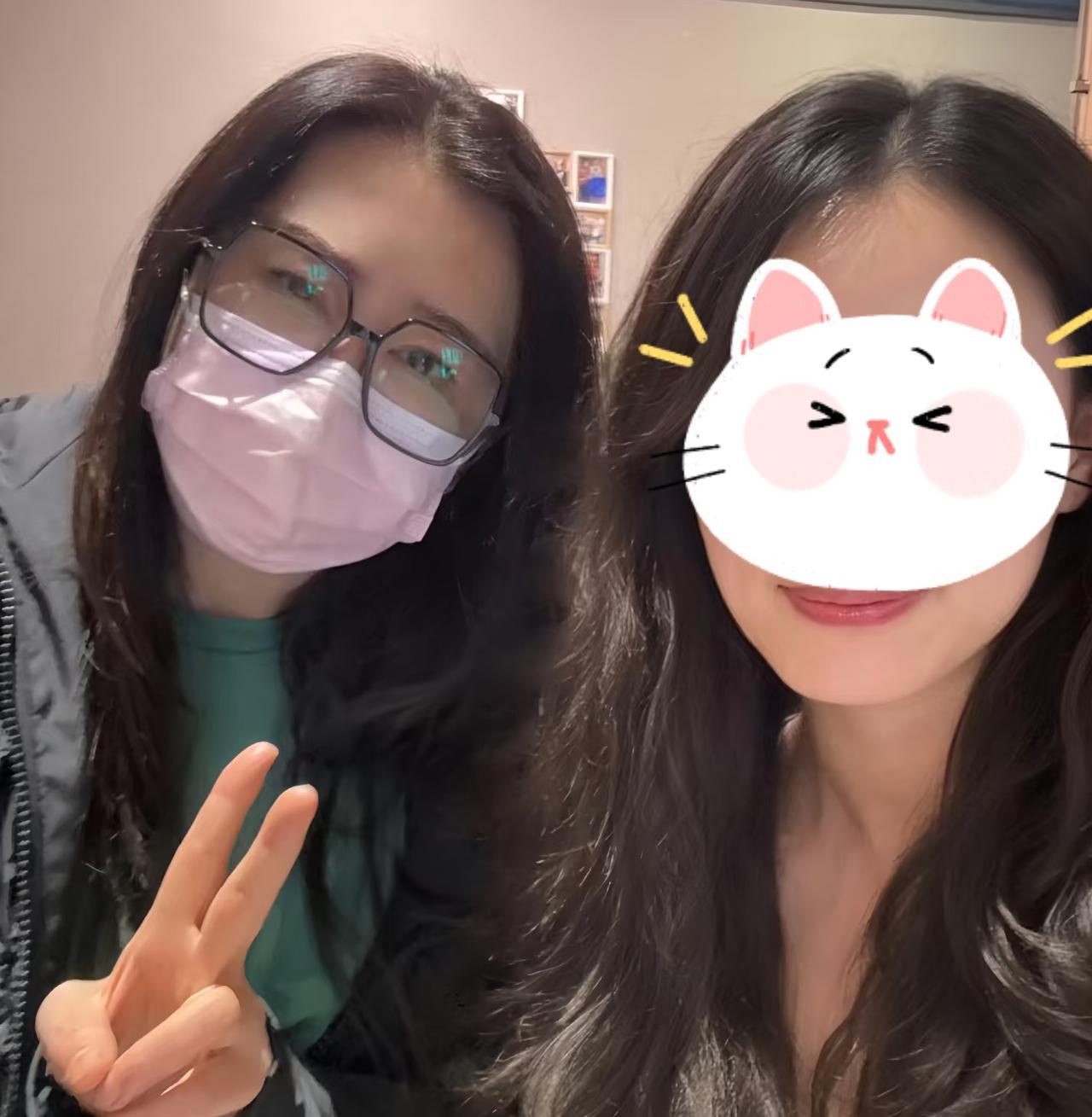 58岁王祖贤中秋海底捞被偶遇，戴口罩比YA超亲切！[比心]
“永远的小倩”王祖贤