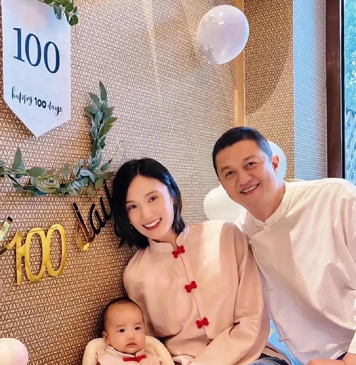 李亚鹏的老婆说：
“我们分居很久，但是没有离婚”
李亚鹏跟海哈金喜都是一个很有执
