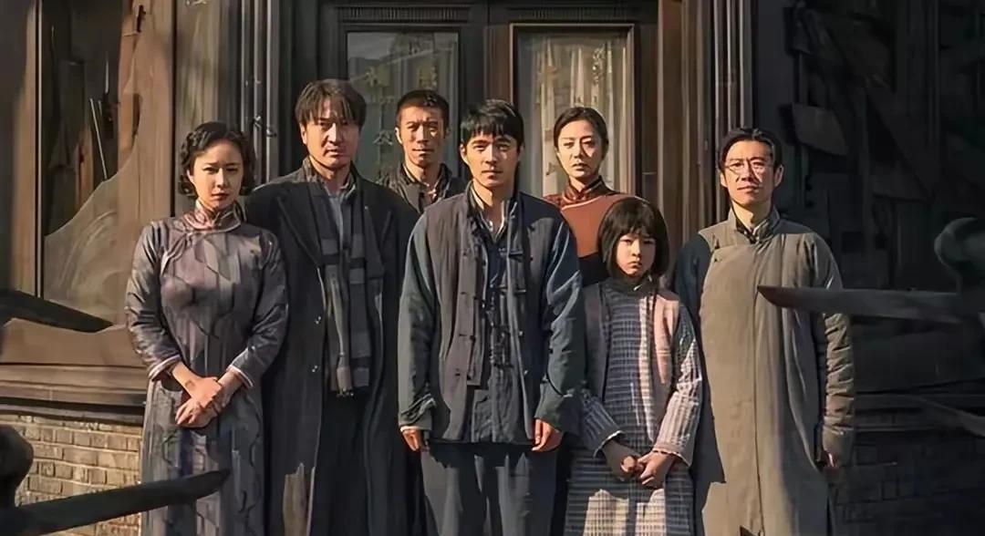 坚决反对一些人网暴《南京照相馆》
《南京照相馆》火了，上映6天票房就破了7亿，大