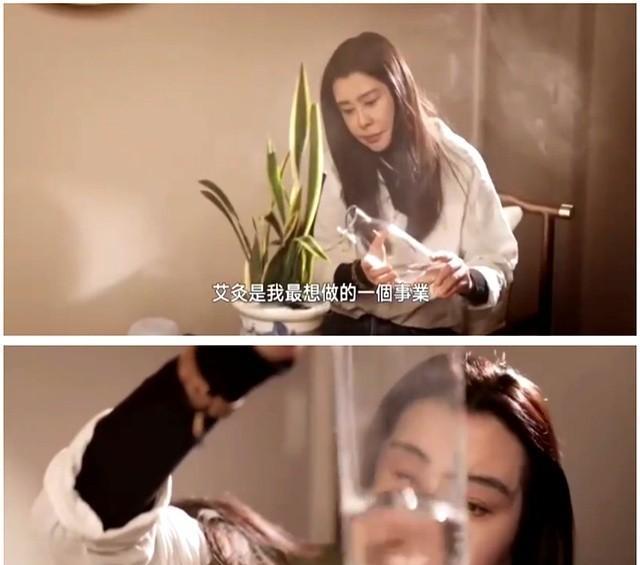 没想到吧？
曾经用聂小倩的绝美回眸惊艳整个华语圈的王祖贤，现在正戴着口罩在温哥华