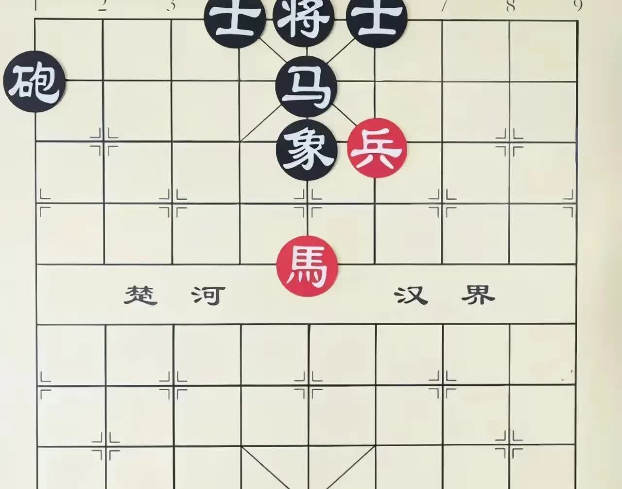 “天王老子来了也是黑棋赢，”黑棋大爷摸了一下脑门，信誓旦旦的说道。

我想了