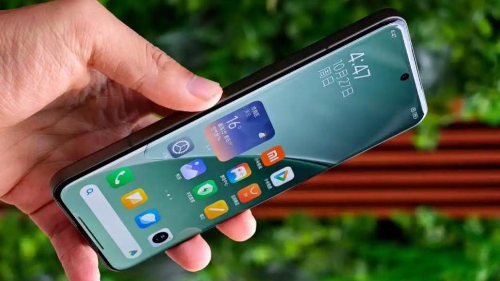 2K屏+16GB+512GB，小米旗舰清仓“大跳水”，从5799元跌至3449元