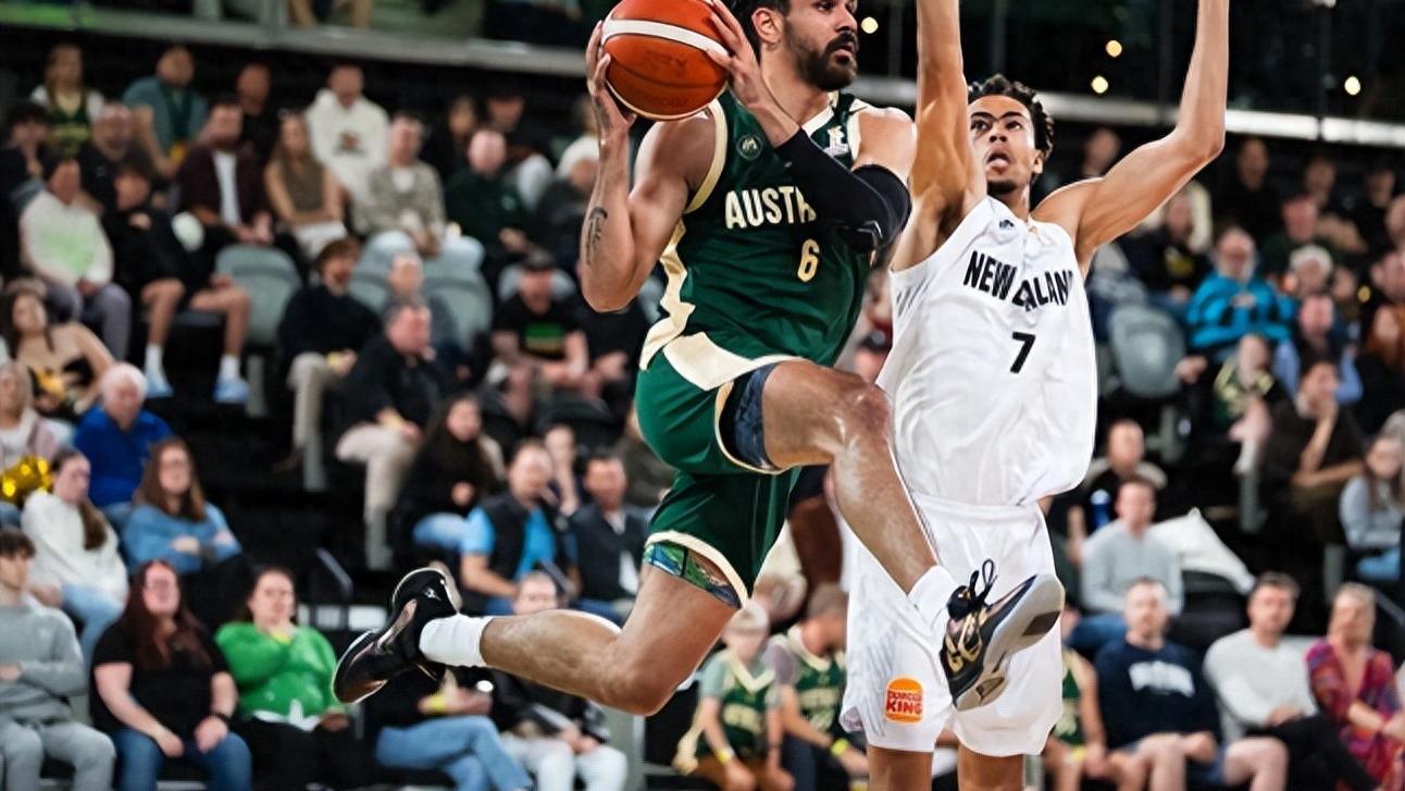 84比79险胜！澳大利亚男篮世亚预拿下开门红，希基关键三分定乾坤