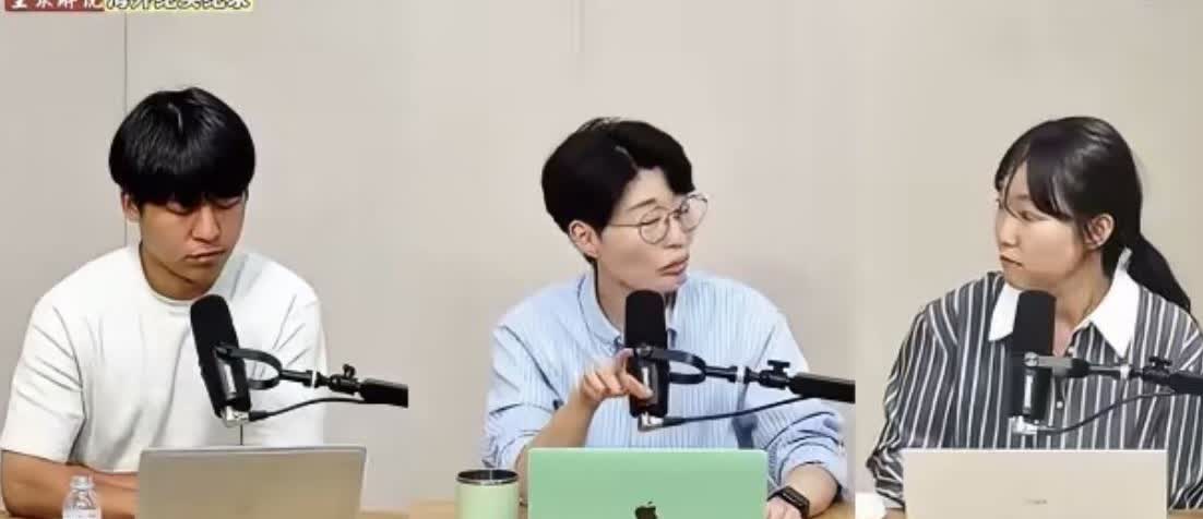韩国专家：想不通，美国为什么不跟中国打起来？美国总是向中国服软？究竟为什么？
