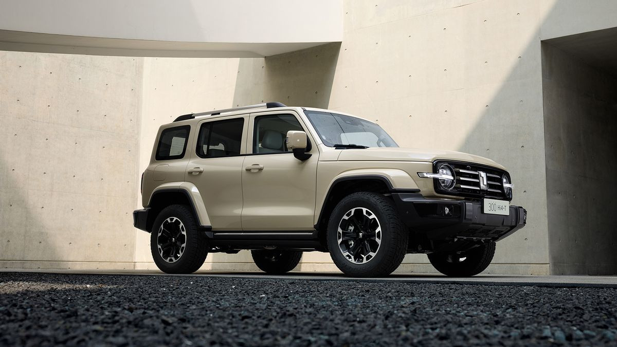 25万级硬派SUV双雄对决！豹5 VS 坦克300 Hi4-T 你怎么选？