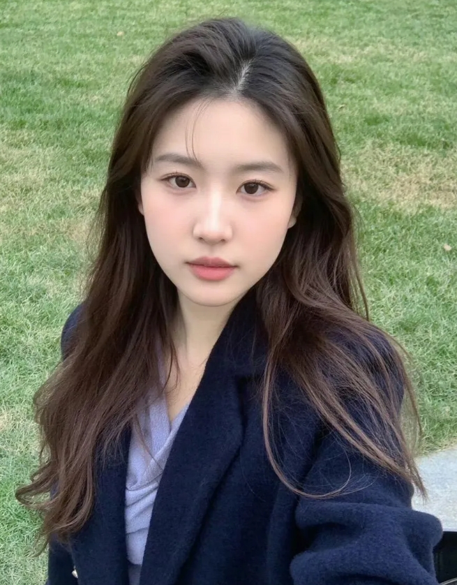 被好多人说长得像刘亦菲