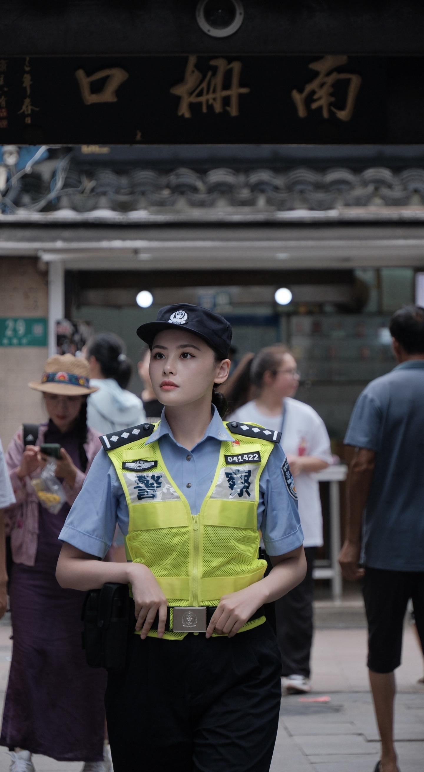 我趣！上海警察的高颜值都是可以出道的程度2