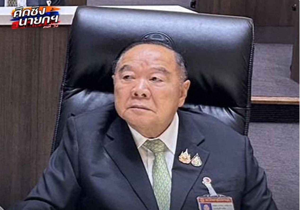 巴育上将现身支持阿努廷出任新总理！
9月5日，泰国公民力量党党首巴育前往国会，将