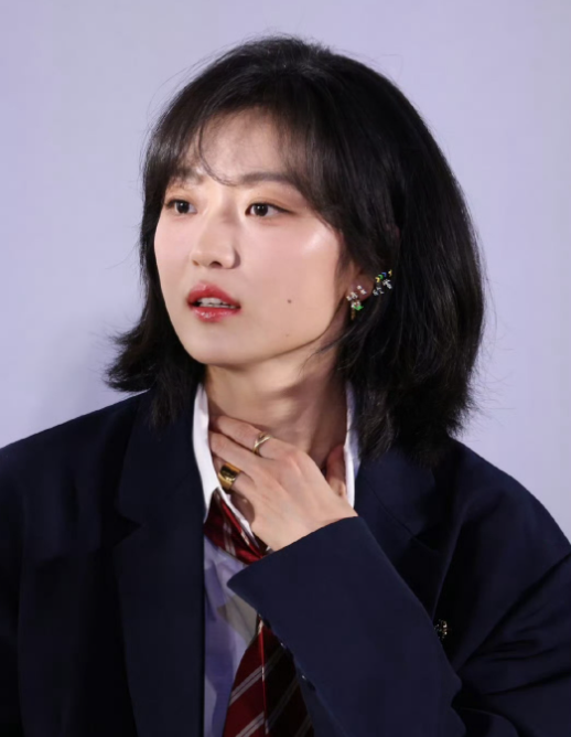 被质疑时，孙千大方回应，不藏不掖。这份坦诚是对观众的尊重，也是演员的担当，这样的