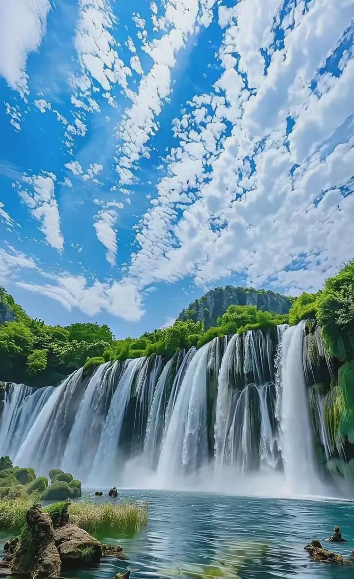 如今诈骗手段层出不穷，谨记以下防范措施，避免受骗。

第一，拒接陌生号码来电