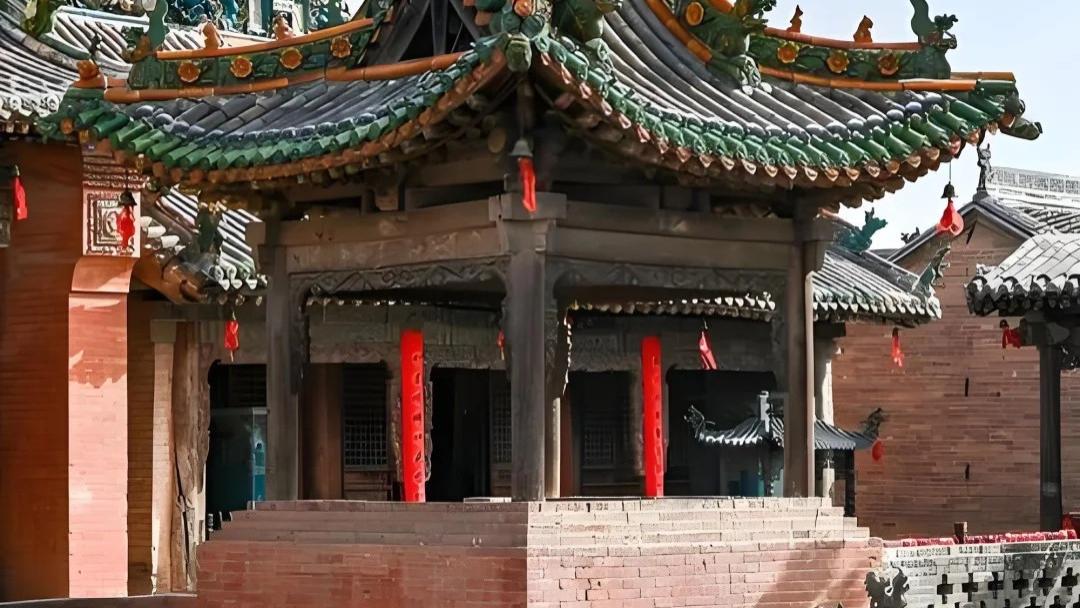 地上明堡·地下玄机｜晋中张壁古堡旅游攻略：探秘“双绝”古堡的军事与星象密码