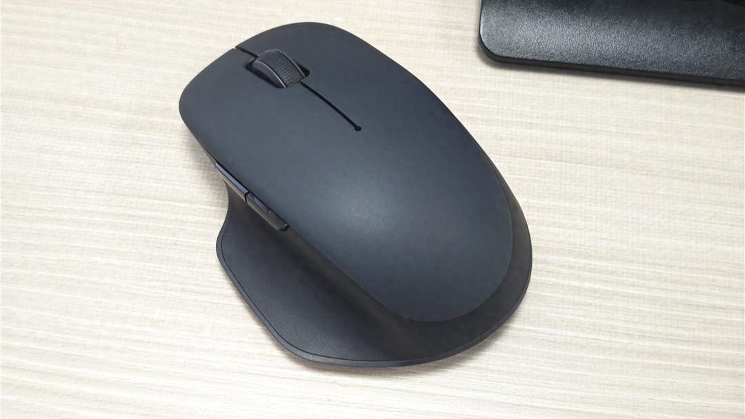 办公桌上的高效静音伙伴，小米无线蓝牙双模鼠标2舒适版使用体验