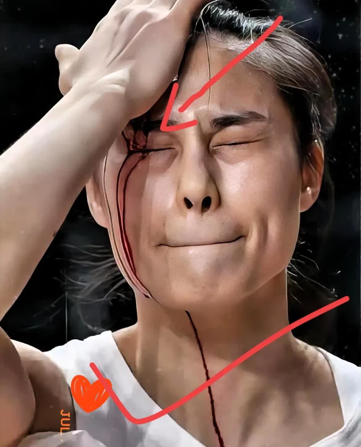 韩旭对不起了！

李梦对不起了！

不是你们不好但一个好的女篮球队员
