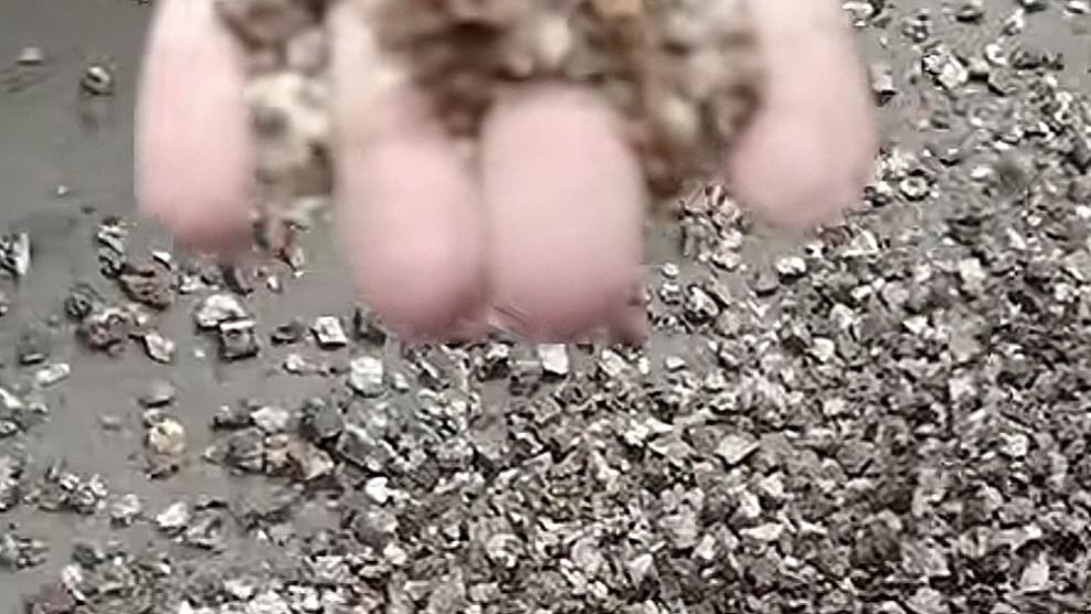 闹大了！9.9元包邮的养生茶竟是土渣，碎木屑！整个亳州受牵连