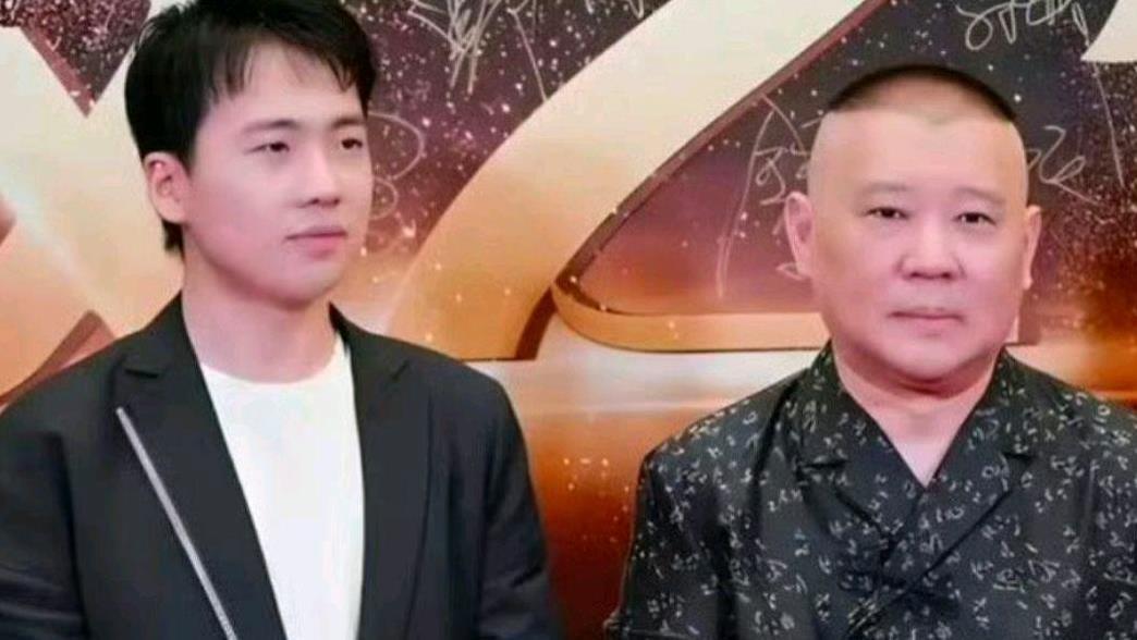 郭麒麟高情商回应继承德云社：先给郭德纲办“西伯利亚退休派对”