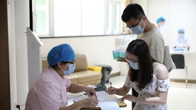 婚检黑幕遭曝光！湖北新娘婚检出艾滋，威胁医生封口！



这起事件始于湖北一位新