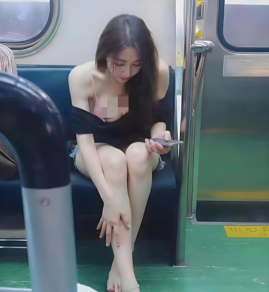 那么你们认为男子的回怼是不是有点过分呢？