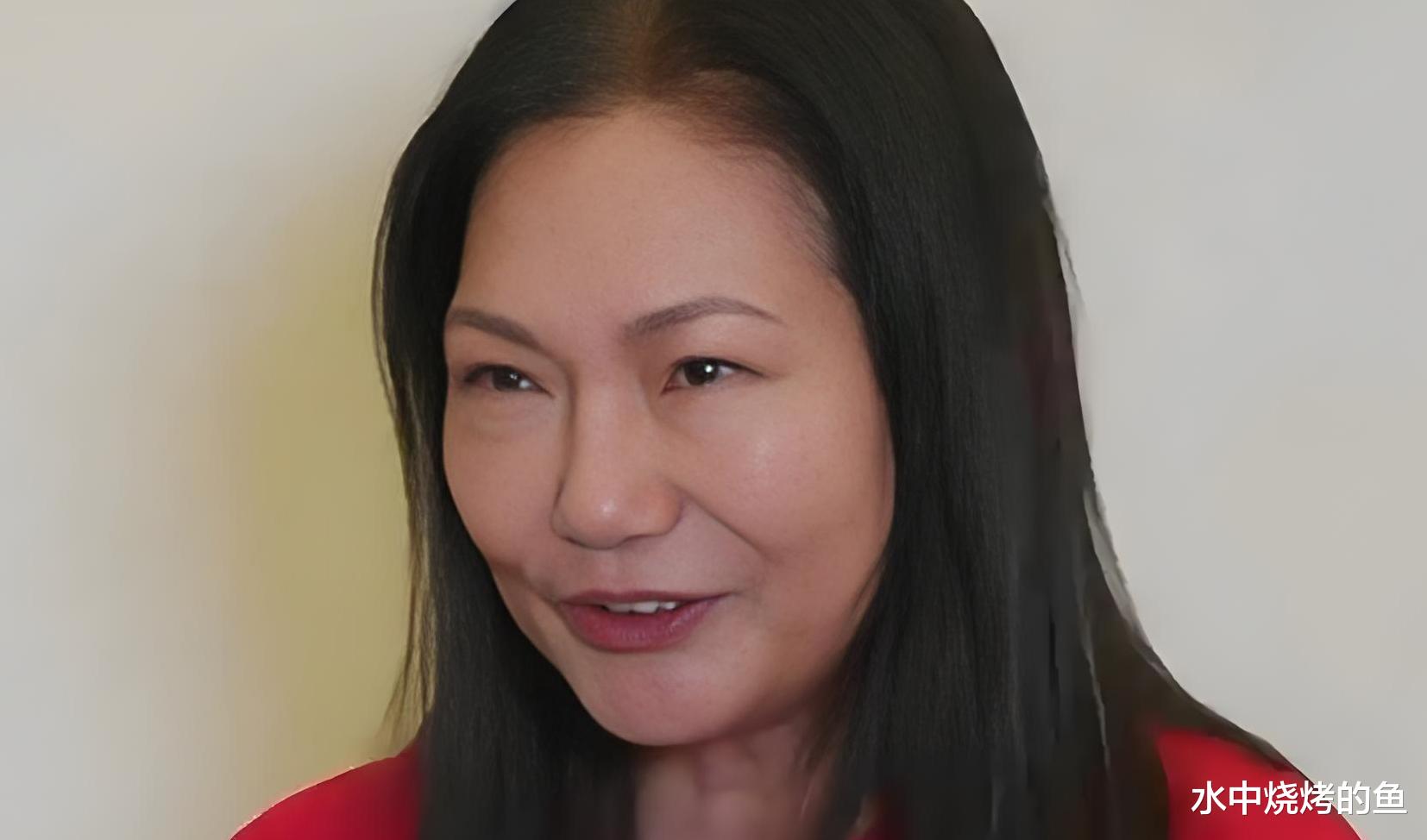 s妈再度发声! 撑不下去无外乎4个理由, 不战而败还丢了口碑, 引来网友一片嘲讽