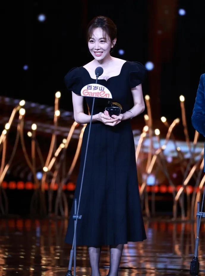 姜妍，170cm，眉飞色舞的二胖。