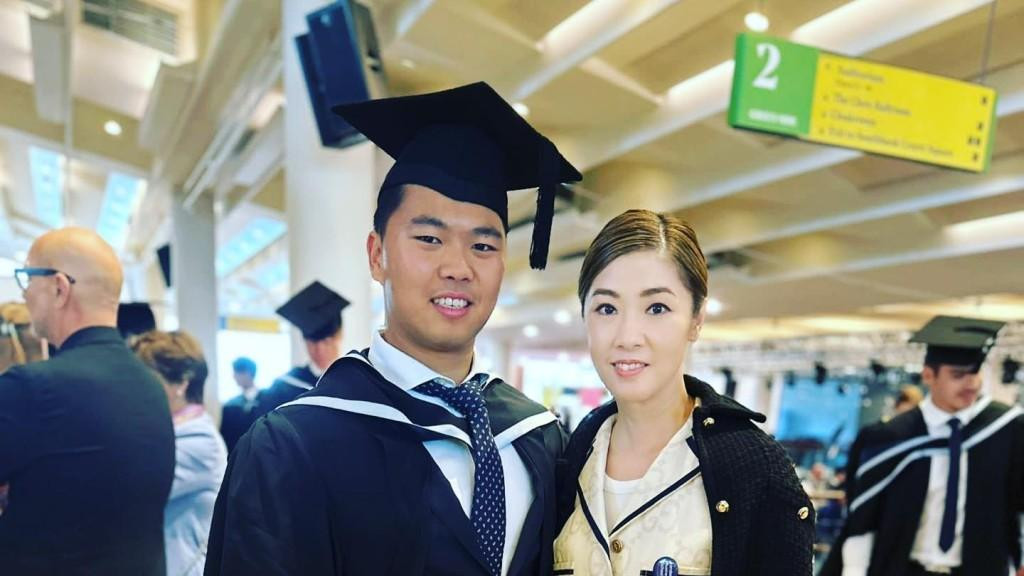 前港姐翁嘉穗24岁儿子留英投行月入9万，未来或接管家族企业
