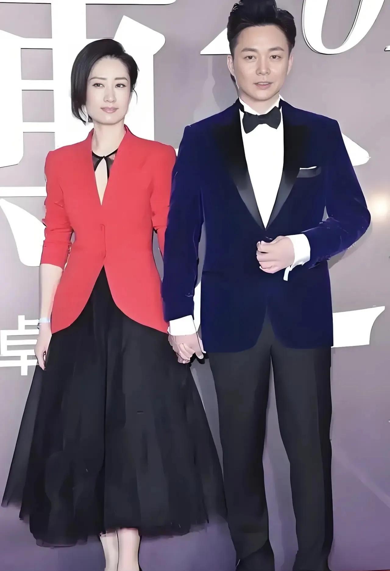 刘敏涛和刘奕君确实是娱乐圈中“大器晚成”的典范，两人从早期的默默无闻到如今的“顶
