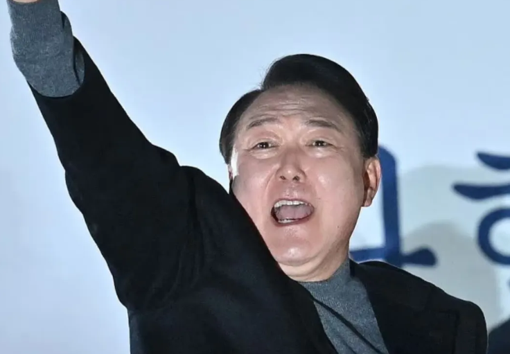 尹锡悦恐怕已经气得咬牙切齿了——他三年都没能完成的事，李在明竟在短短61天内实现