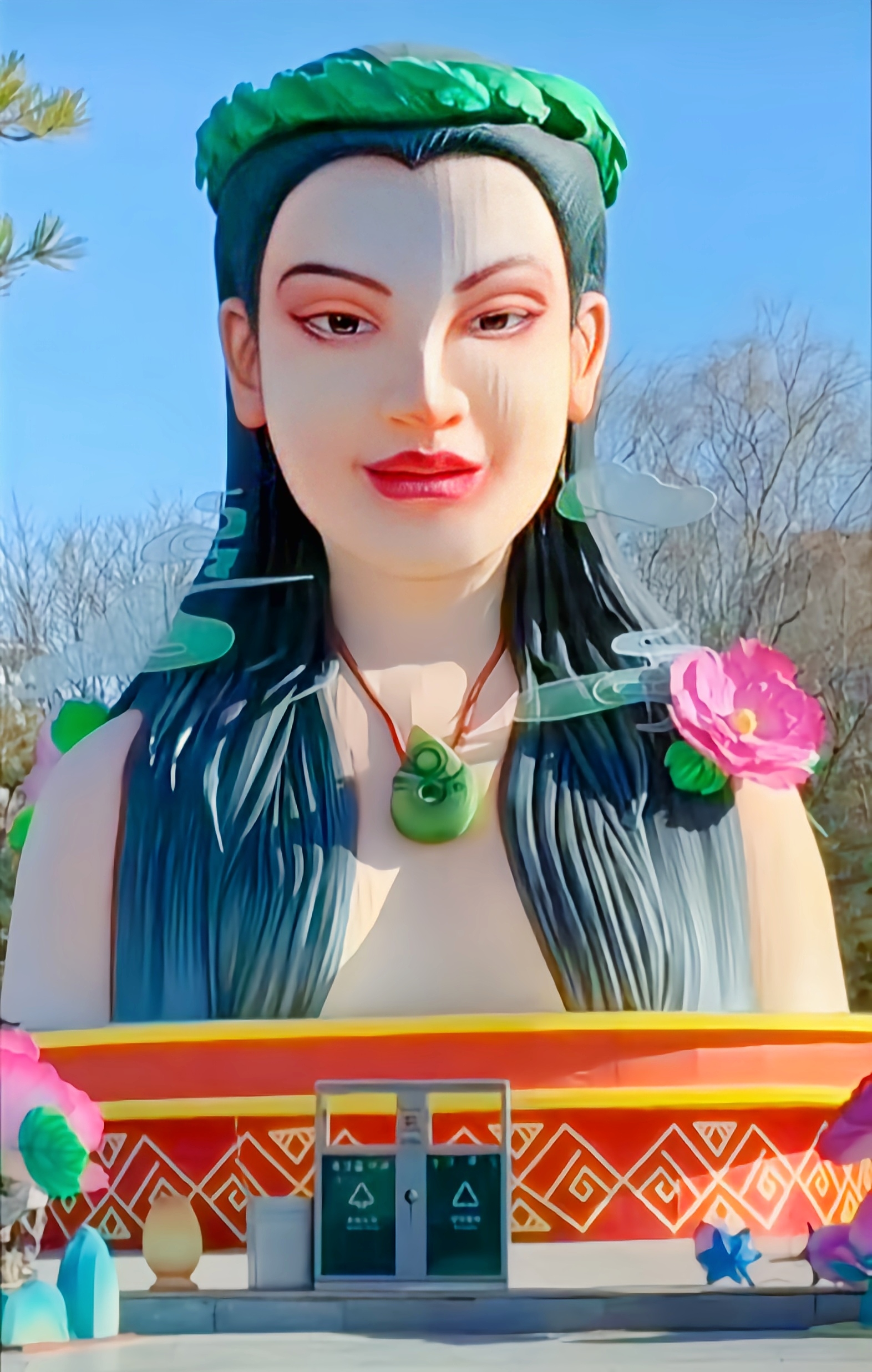 女神花灯遭质疑，传统与审美咋平衡