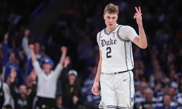 ESPN设计三笔能够让独行侠放弃状元签的交易：现实吗？

独行侠得到：2025年