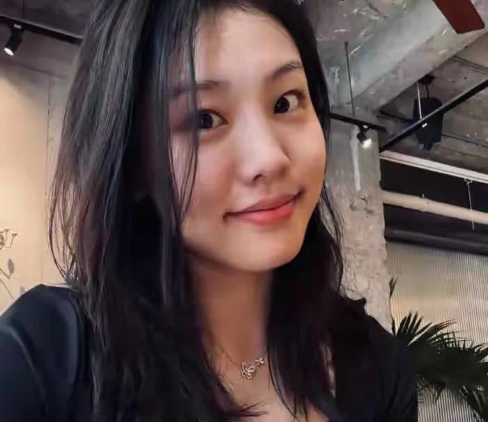 女篮新王牌：25 岁 1 米 86 美女悍将，100% 命中率 + 4 抢断惊艳