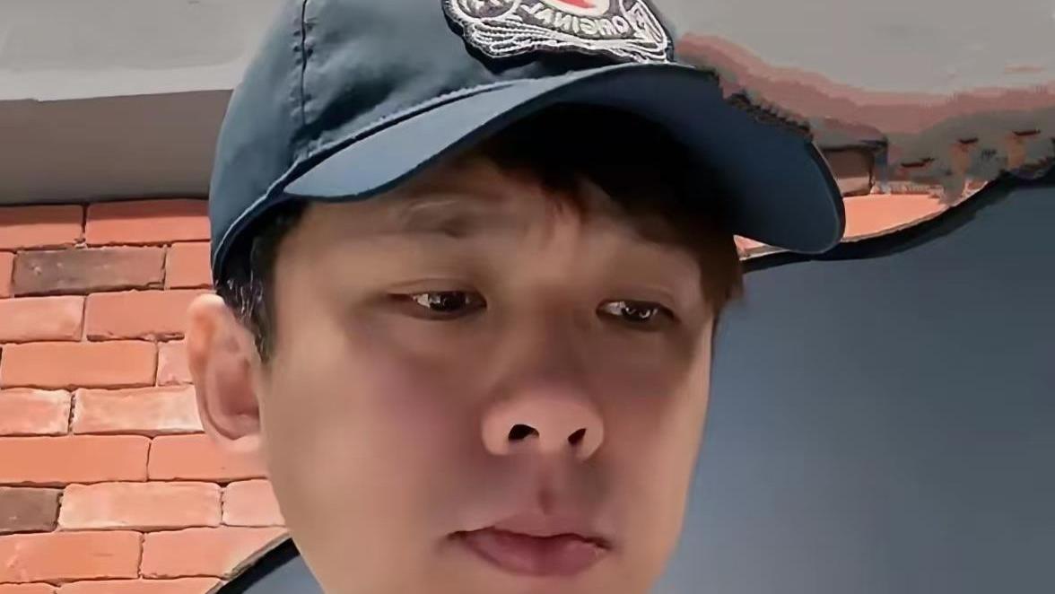 葛斯齐爆料后，小玥儿穿红衣和筱梅妈钓虾，别看孩子小什么都懂！