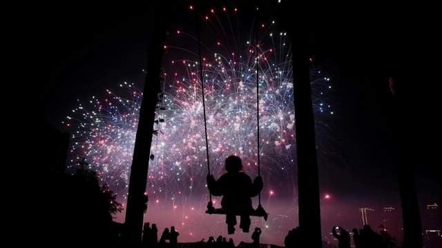 小米卢总爆料：小米17 Ultra 背后的技术更迭