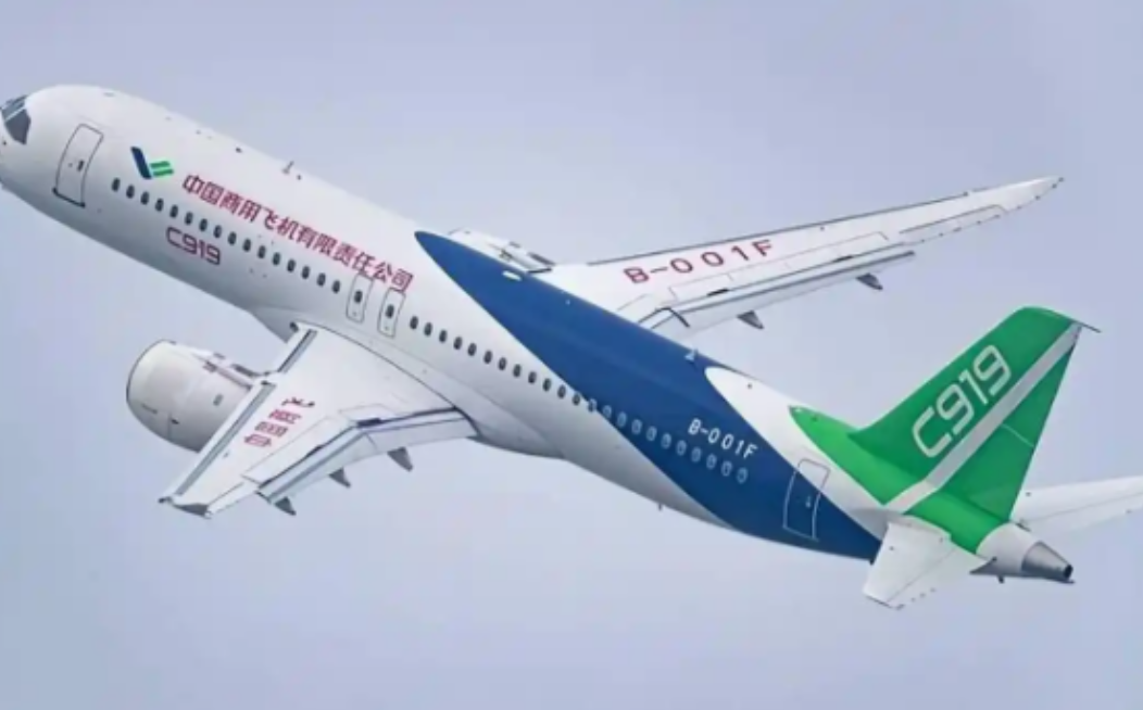 中方拒绝波音后，一位海外人士指出，如果美国制裁中国，中国所谓的国产大飞机根本造不