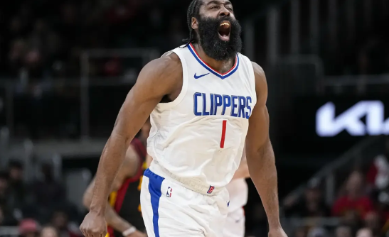我真为快船老将詹姆斯-哈登感到由衷的高兴！今天NBA官方公布了本赛季的最佳阵容，