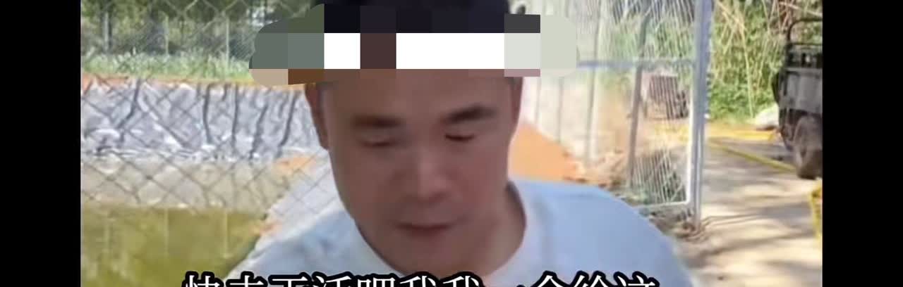 阿杜说没法跟粉丝聊天了
李佳住院打针，阿杜在家也不咋干活，天天往手机跟前一坐，