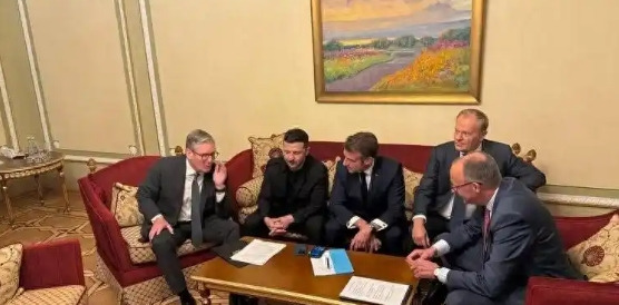 德国援助乌克兰 惹怒俄罗斯











德国这回玩大了！竟然直接给乌克