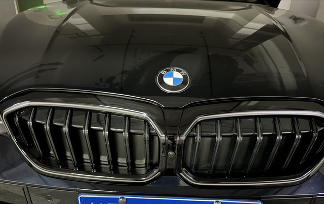 3系引擎盖缝隙好大你们的也这样吗
新款三系的品控真的很一般，中网和引擎盖中间的缝