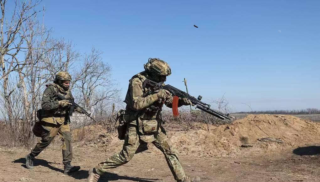 为什么，在俄乌战争，伞兵VDV最勇敢，伞兵比摩托化步兵更勇敢，更能打？俄军地面部