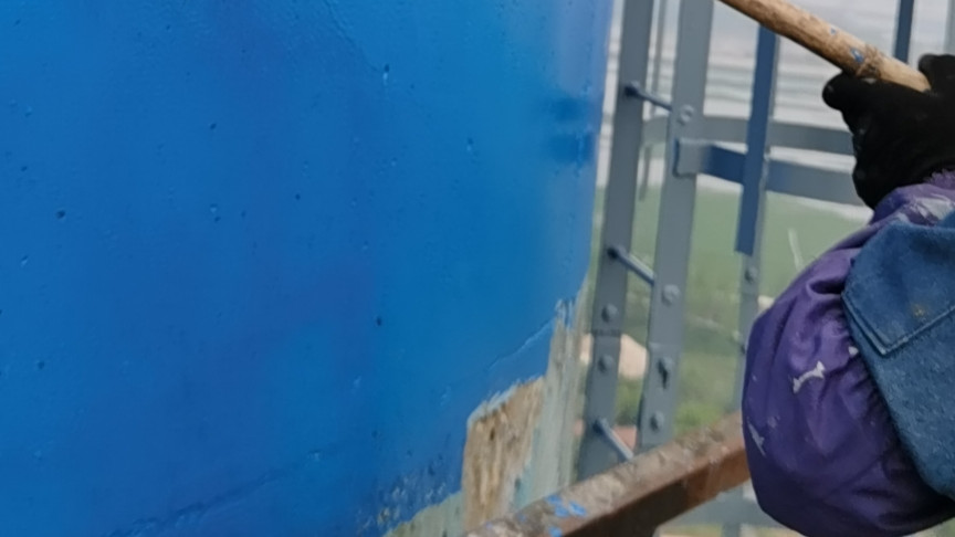 锅炉房烟囱刷涂料项目顺利竣工 长效耐用