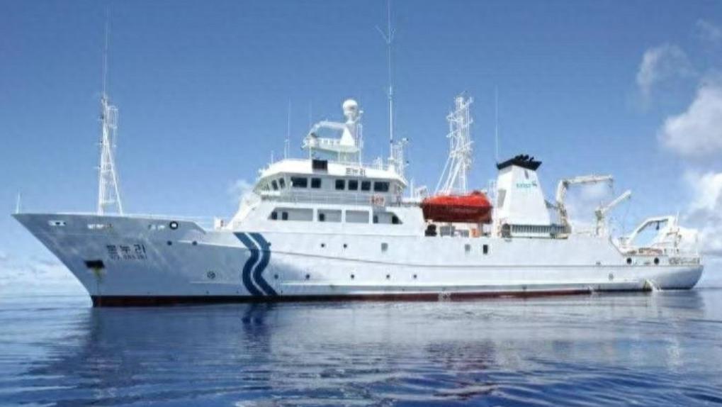 中韩海警苏岩礁对峙两小时；曾用机枪扫射中国渔船杀害中国人