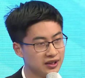 为什么要和美国干到底？就这么说吧，要是不干到底，那中国下一代就“完了”！最近清华