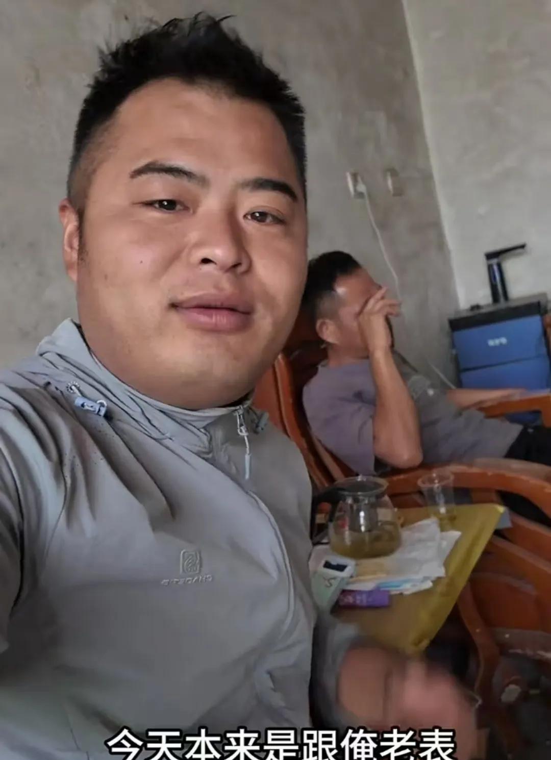 以地缘政治和农机资源分析一下，二两团队联合收割机受挫的问题根源！
     每个