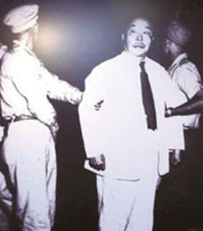 1950年6月18日，国民党上将陈仪被执行枪决，行刑前，蒋鼎文让士兵端来酒食，陈