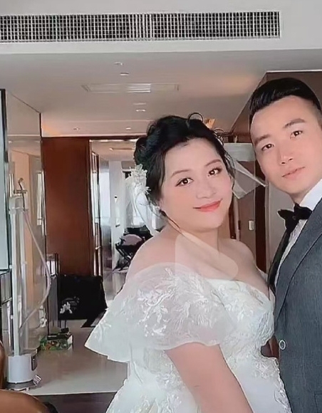 徐小惠这是也结婚了啊 ？？ ​​​
