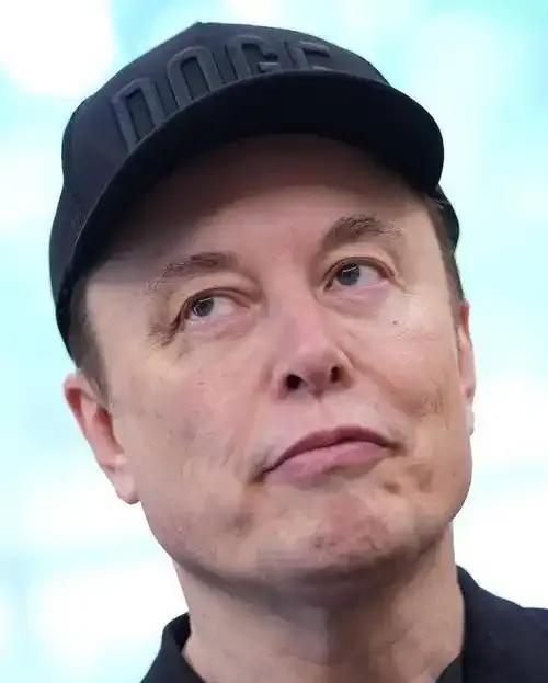 马斯克稳了！
坦白讲，马斯克敢于再次公然硬刚特朗普，实际上他已然取得了某种胜利。