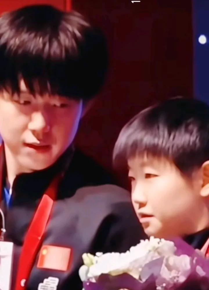 坚定自信，静待佳音！
眼神、习惯都不会骗人；
过来人都懂！
不到官宣我就不会放弃
