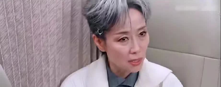哈哈，人生如戏全靠演技！
这期的《浪姐》精彩了。
叶童为了拒绝陈德容，选择唱