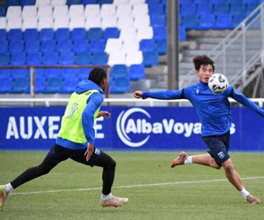 1月30日，当U23国脚徐彬正式签约英超狼队俱乐部一事得到官宣的时候，另一位中国